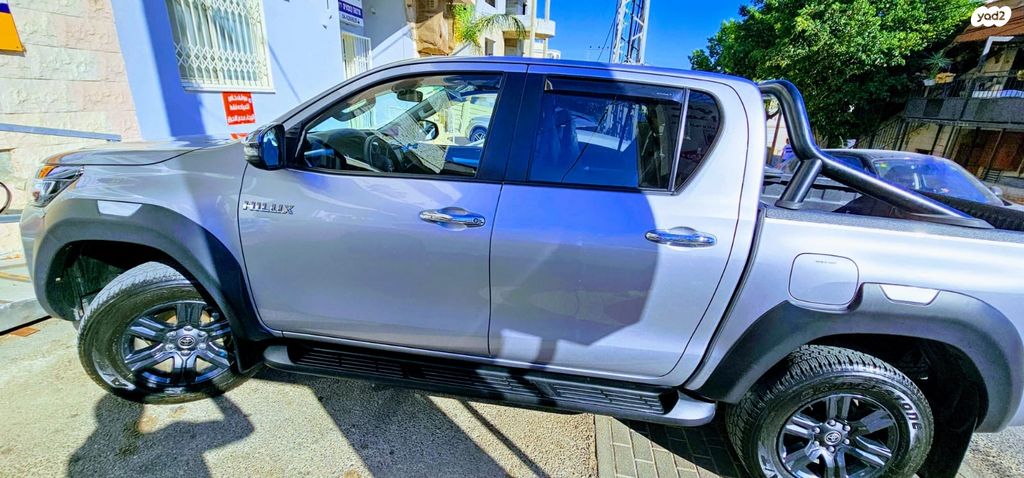 מודעת רכב טויוטה היילקס