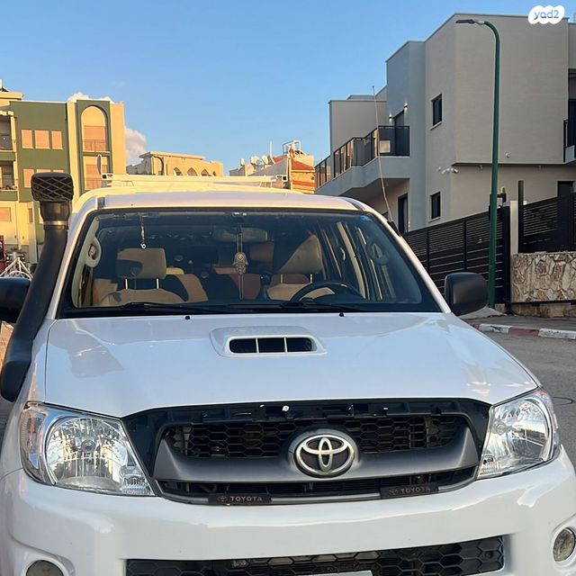 טויוטה היילקס