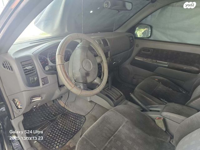 איסוזו די-מקס