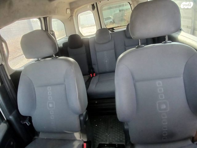 מודעת רכב סיטרואן ברלינגו 