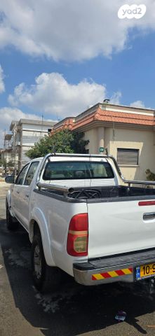 מודעת רכב טויוטה היילקס ויגו