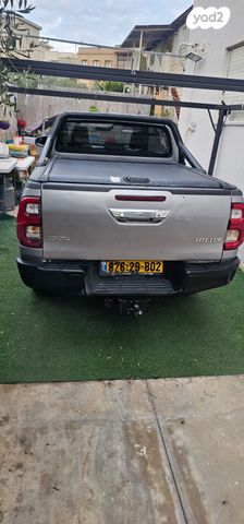 טויוטה היילקס