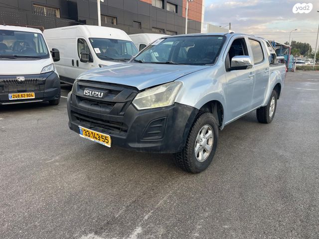 איסוזו די-מקס