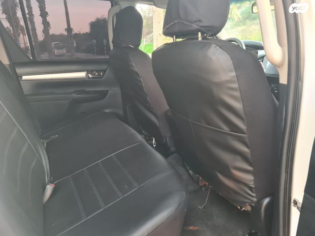 טויוטה היילקס