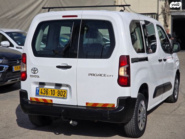 טויוטה פרואייס סיטי