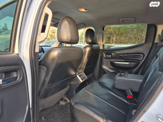 מיצובישי טרייטון / L200