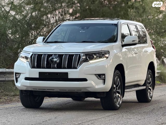 טויוטה לנד קרוזר
