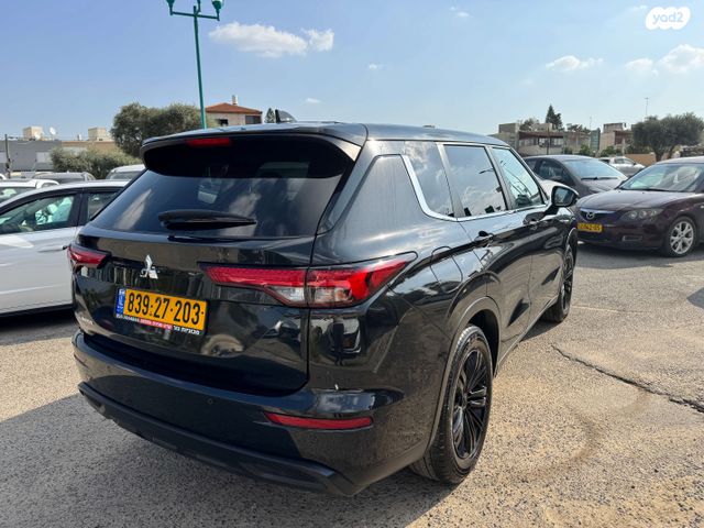 מיצובישי אאוטלנדר