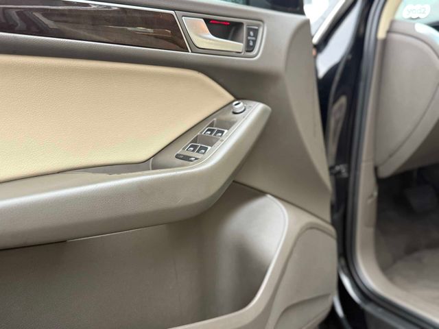 מודעת רכב אאודי Q5 1