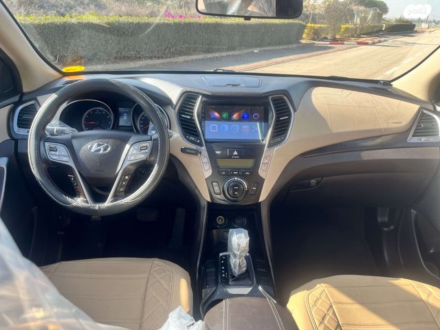 יונדאי סנטה פה