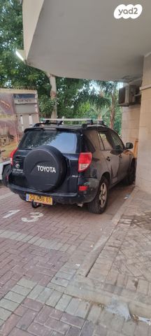 מודעת רכב טויוטה RAV4