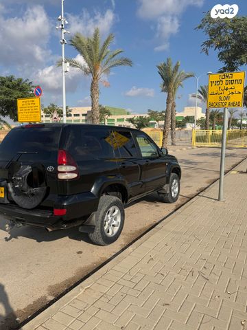 טויוטה לנד קרוזר