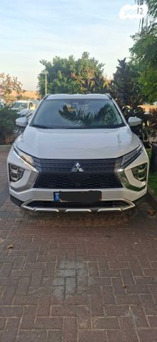 מודעת רכב מיצובישי אקליפס קרוס