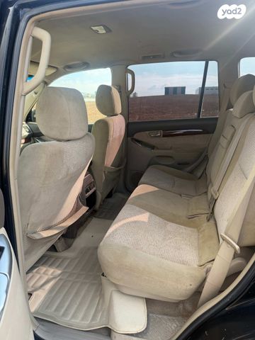 טויוטה לנד קרוזר