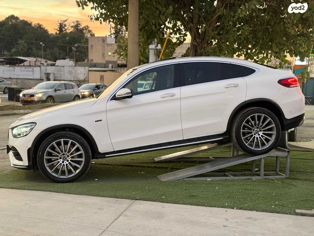 מרצדס-בנץ GLC קופה 