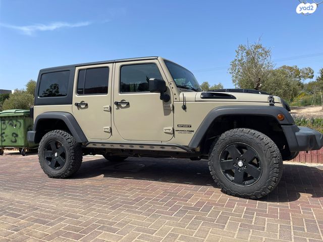 מודעת רכב ג'יפ רנגלר