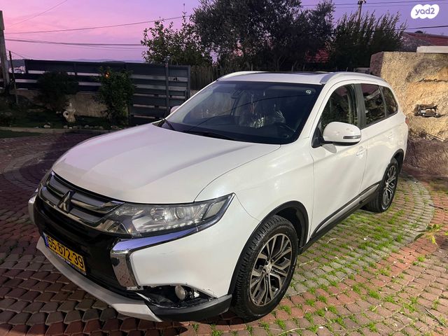 מיצובישי אאוטלנדר