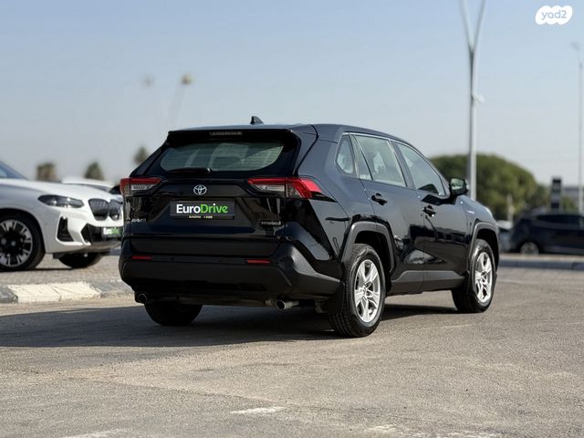טויוטה RAV4