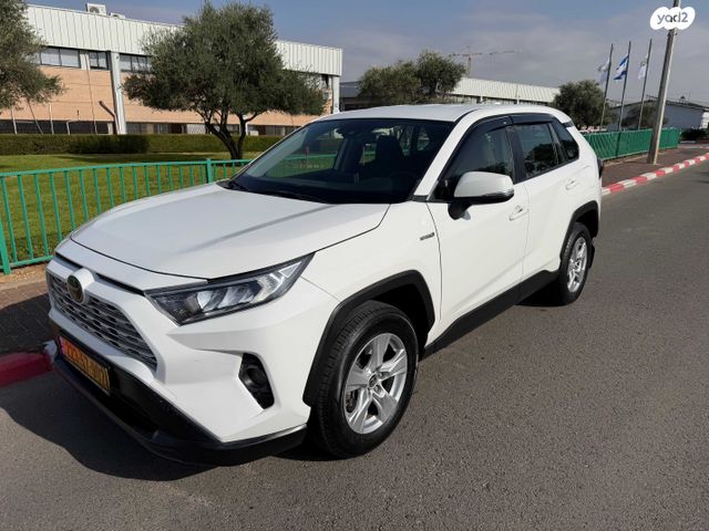 מודעת רכב טויוטה RAV4