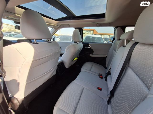 מודעת רכב מיצובישי אאוטלנדר 2