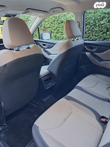 סובארו פורסטר