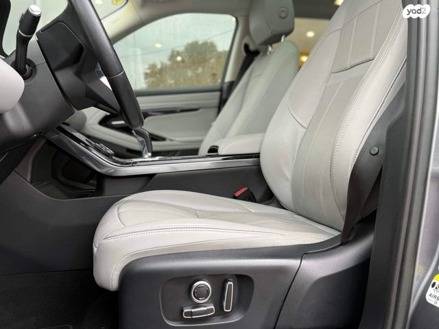 לנד רובר ריינג' רובר איווק