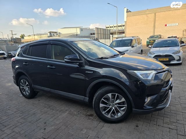 מודעת רכב טויוטה RAV4