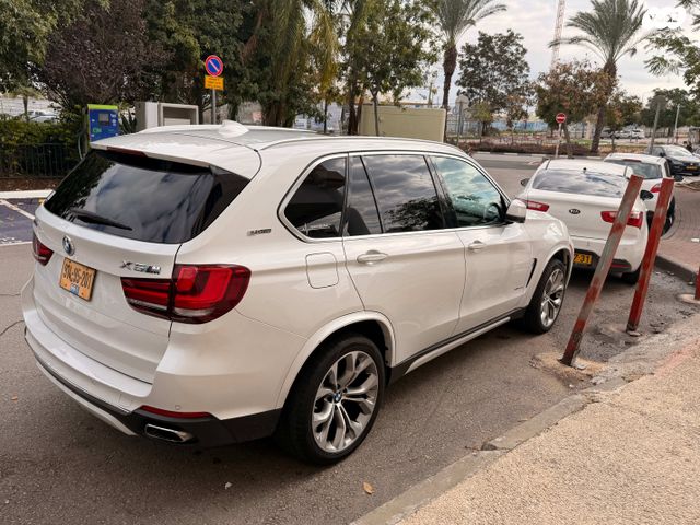 ב מ וו X5