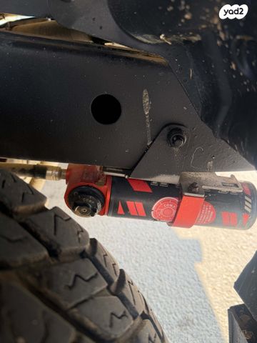 טויוטה לנד קרוזר