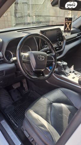 טויוטה היילנדר