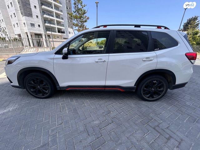 סובארו פורסטר