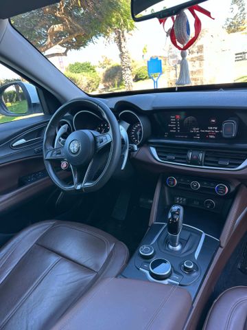 אלפא רומיאו סטלביו