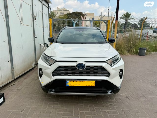טויוטה RAV4