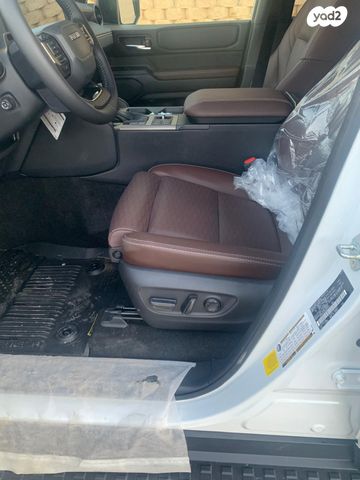 טויוטה לנד קרוזר