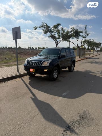 טויוטה לנד קרוזר