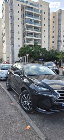 מודעת רכב לקסוס NX