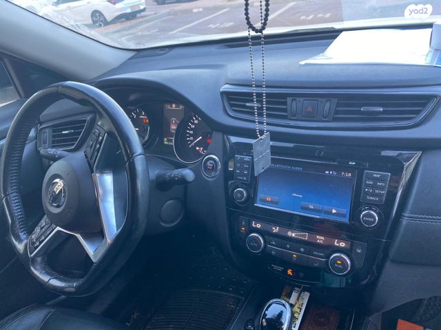 ניסאן אקס טרייל