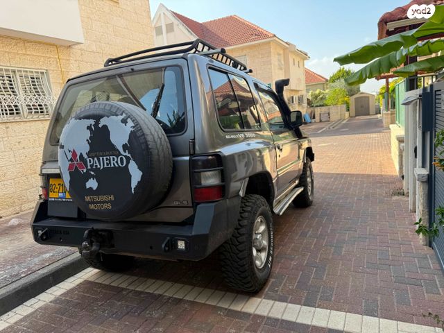 מודעת רכב מיצובישי פג'רו 2