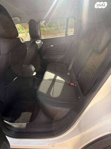 ג'יפ אוונגר