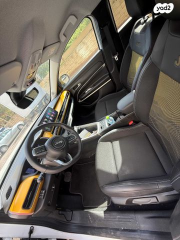 ג'יפ אוונגר