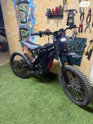 מודעת רכב סורון Light Bee X