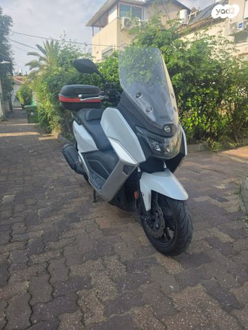 סאן יאנג מקסים 400