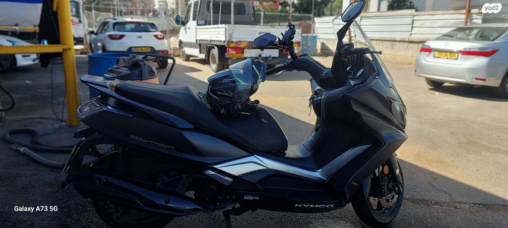 מודעת רכב קימקו דאון-טאון 350