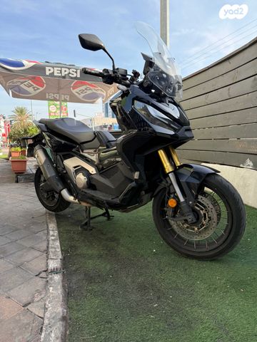 הונדה X-ADV750