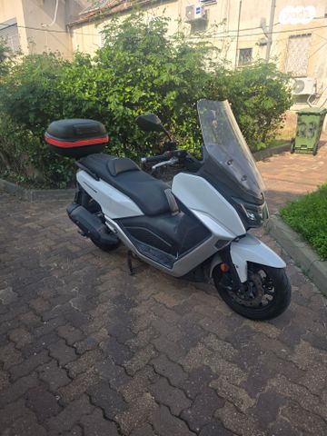 מודעת רכב סאן יאנג מקסים 400