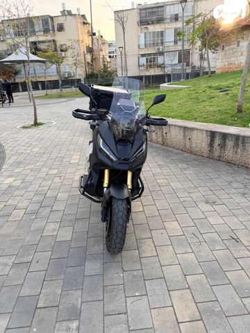 הונדה X-ADV750