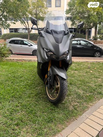 ימאהה Tmax 560 Tech