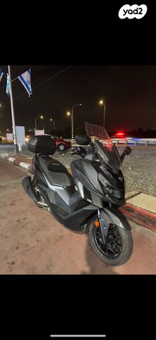 מודעת רכב סאן יאנג קרוזים 300 אלפא