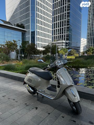 פיאג'ו וספה GTS300 סופר