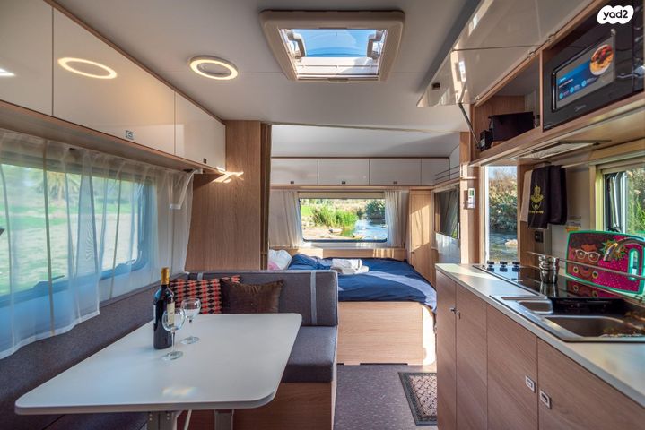 מודעת רכב נגרר (קראוון נגרר)